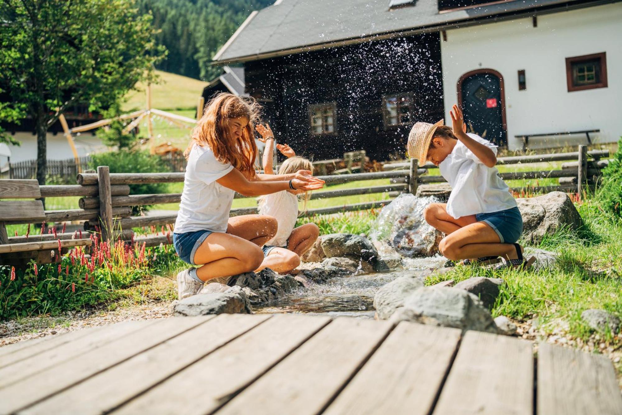 Slow Travel Resort Kirchleitn Bad Kleinkirchheim Eksteriør bilde